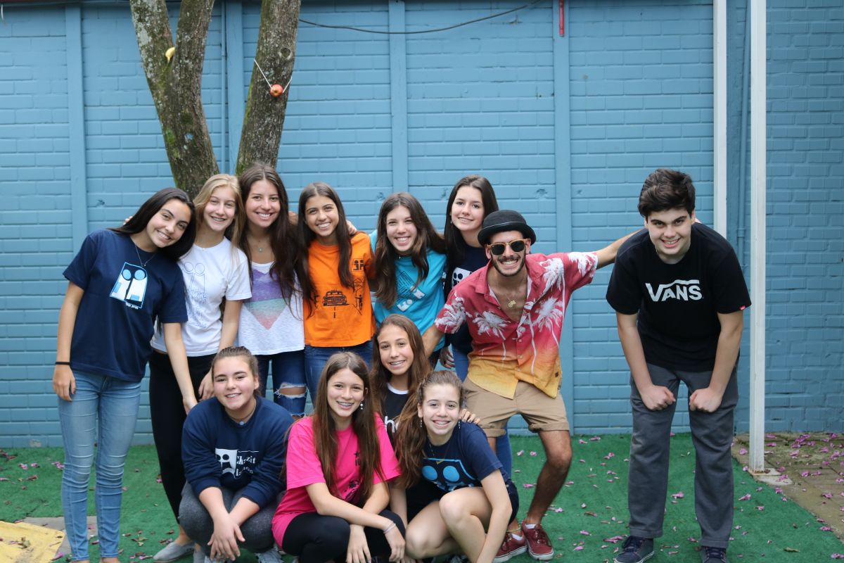 https://chazit.com/porto_alegre/../fotos/fotos_site/2017/2semestre/Sabado 2/IMG_4704.JPG